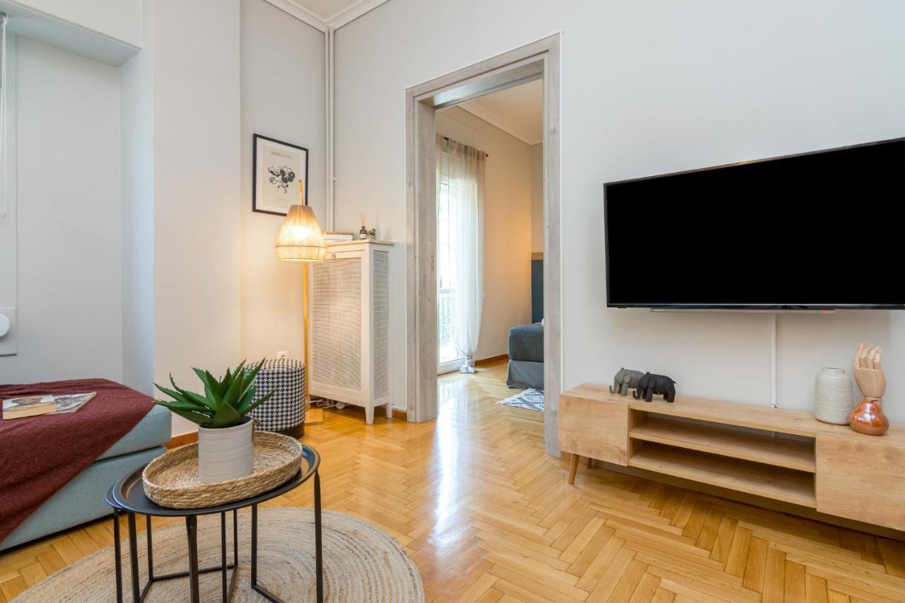 Spacious 2 Bedroom Apartment In Koukaki アテネ エクステリア 写真